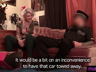 European MILF cockriding horny police officer