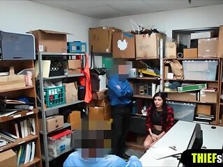 Annoying Texas shoplifter caught and gets double fucked