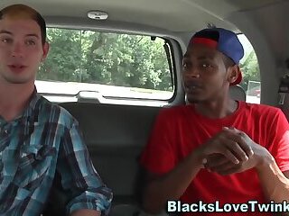 Gay guy gets huge black rod in ass
