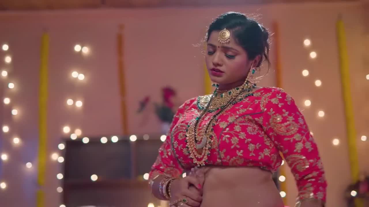 Desi Indian Girl Suhagrat Sex Video - PornoXO.com